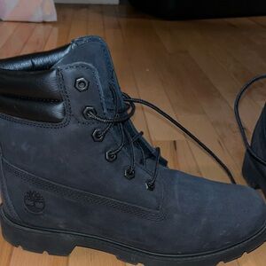 Timberland women’s Dark Boots